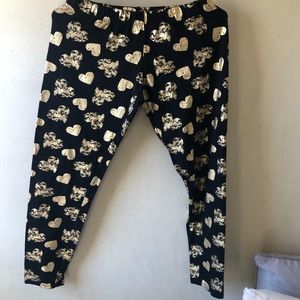 No boundaries junior cropped Heart leggings size M 7/9